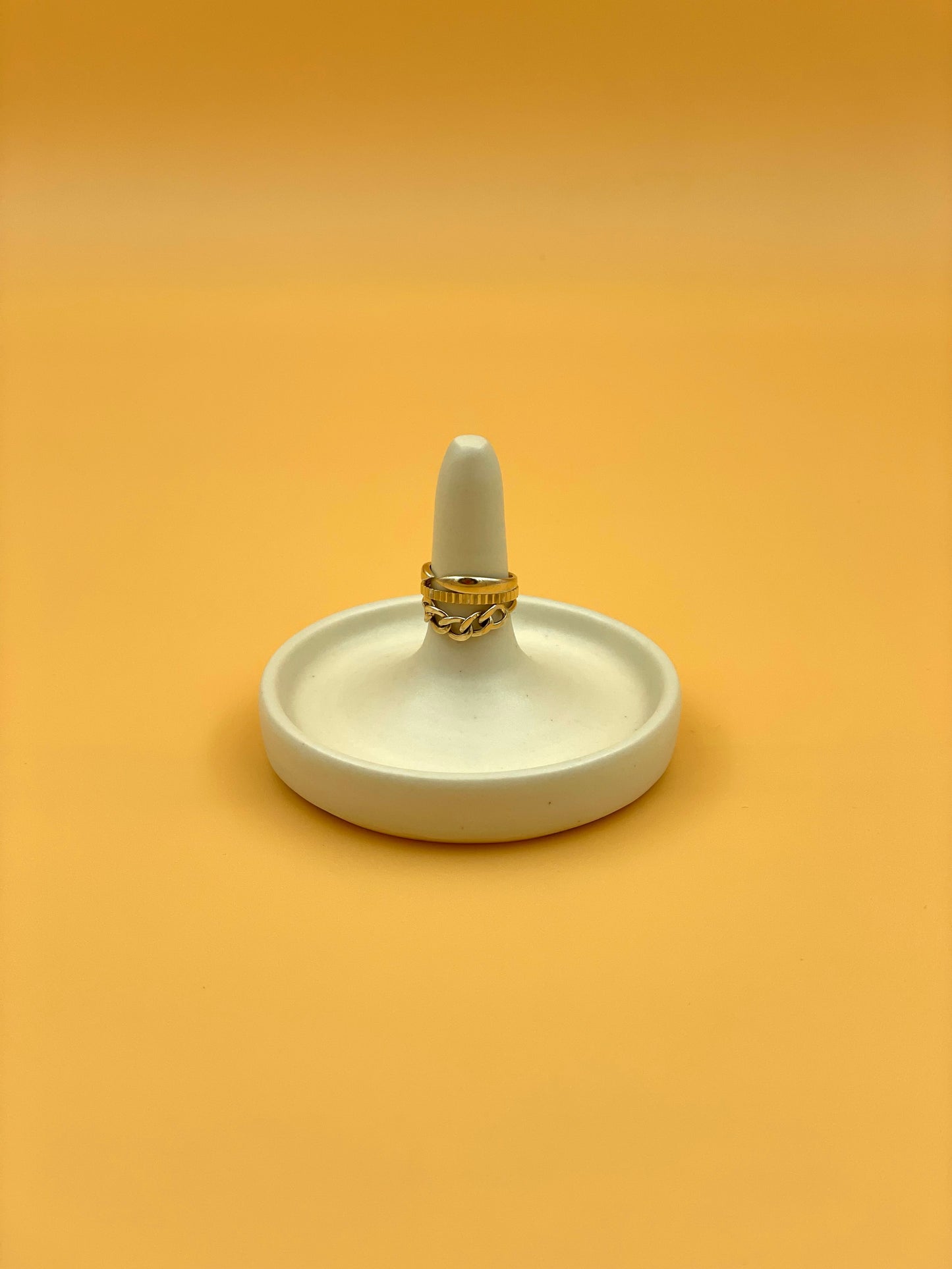 Ring holder